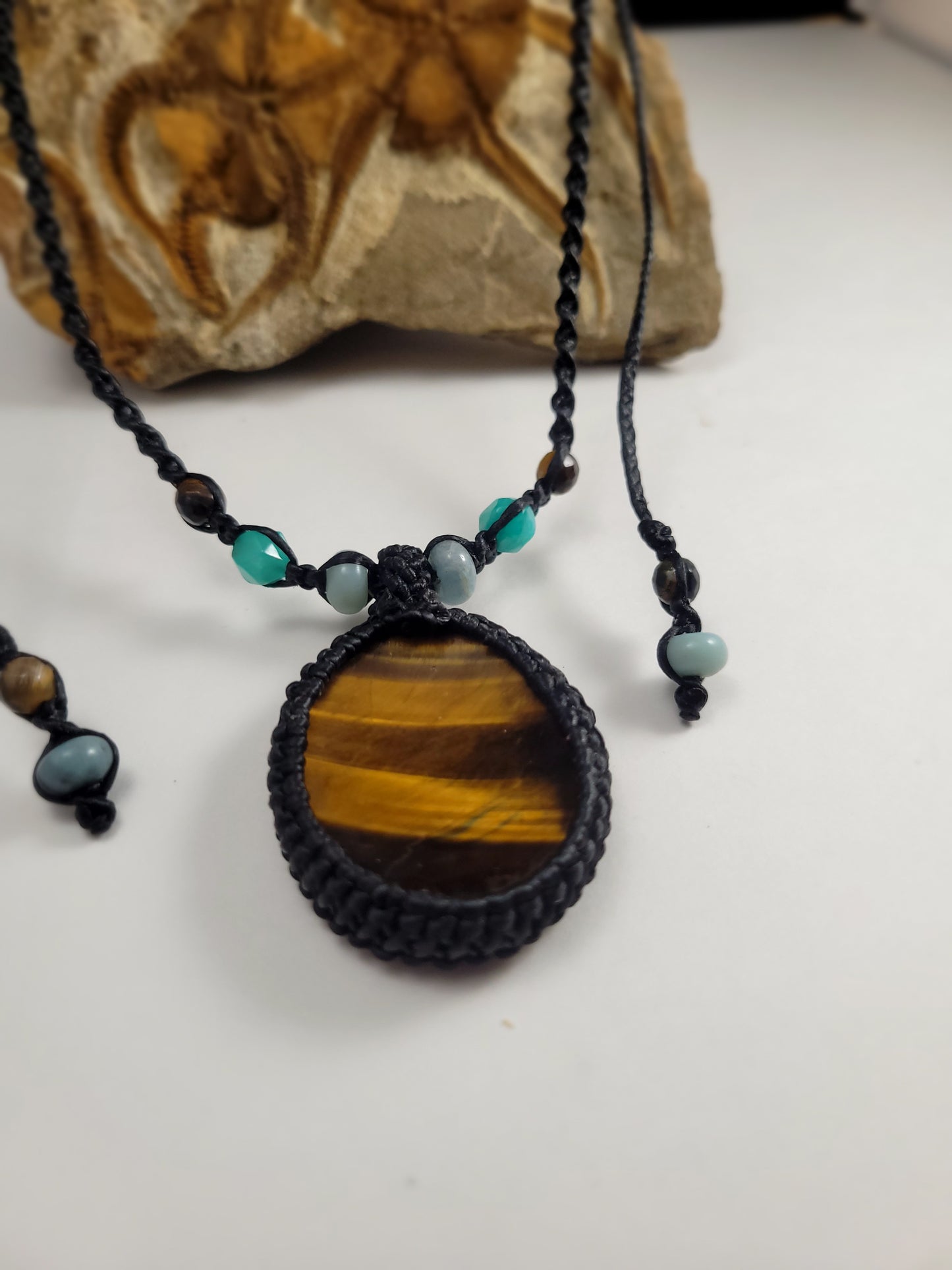 Handcrafted Tiger's Eye Pendant Necklace with Green Agate Accents – Adjustable Micromacrame Design