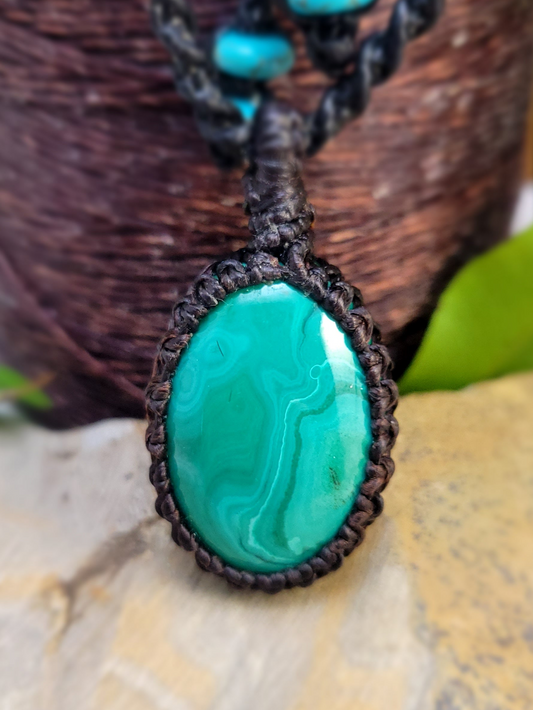 Handcrafted Malachite Pendant Necklace with Black Macrame Cord – 12-Inch Adjustable Length