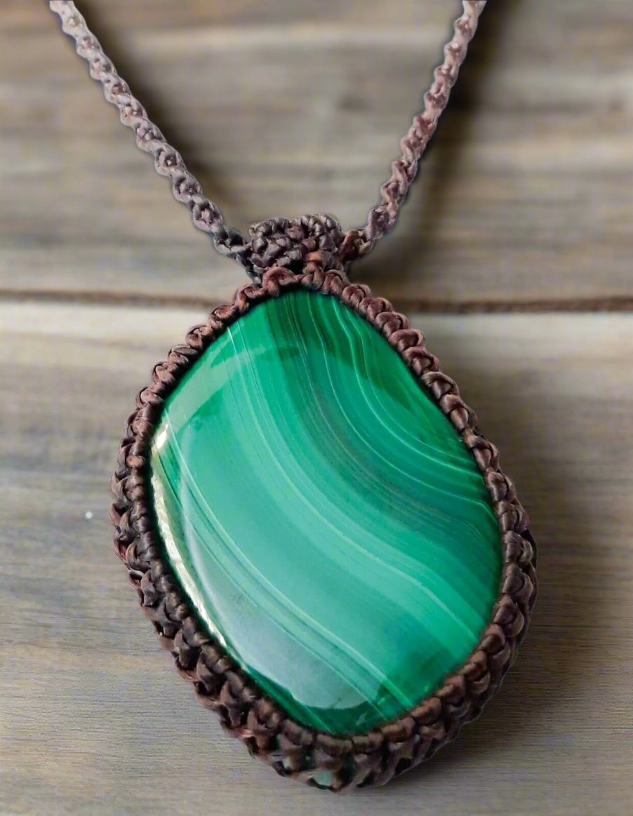 Malachite pendant necklace