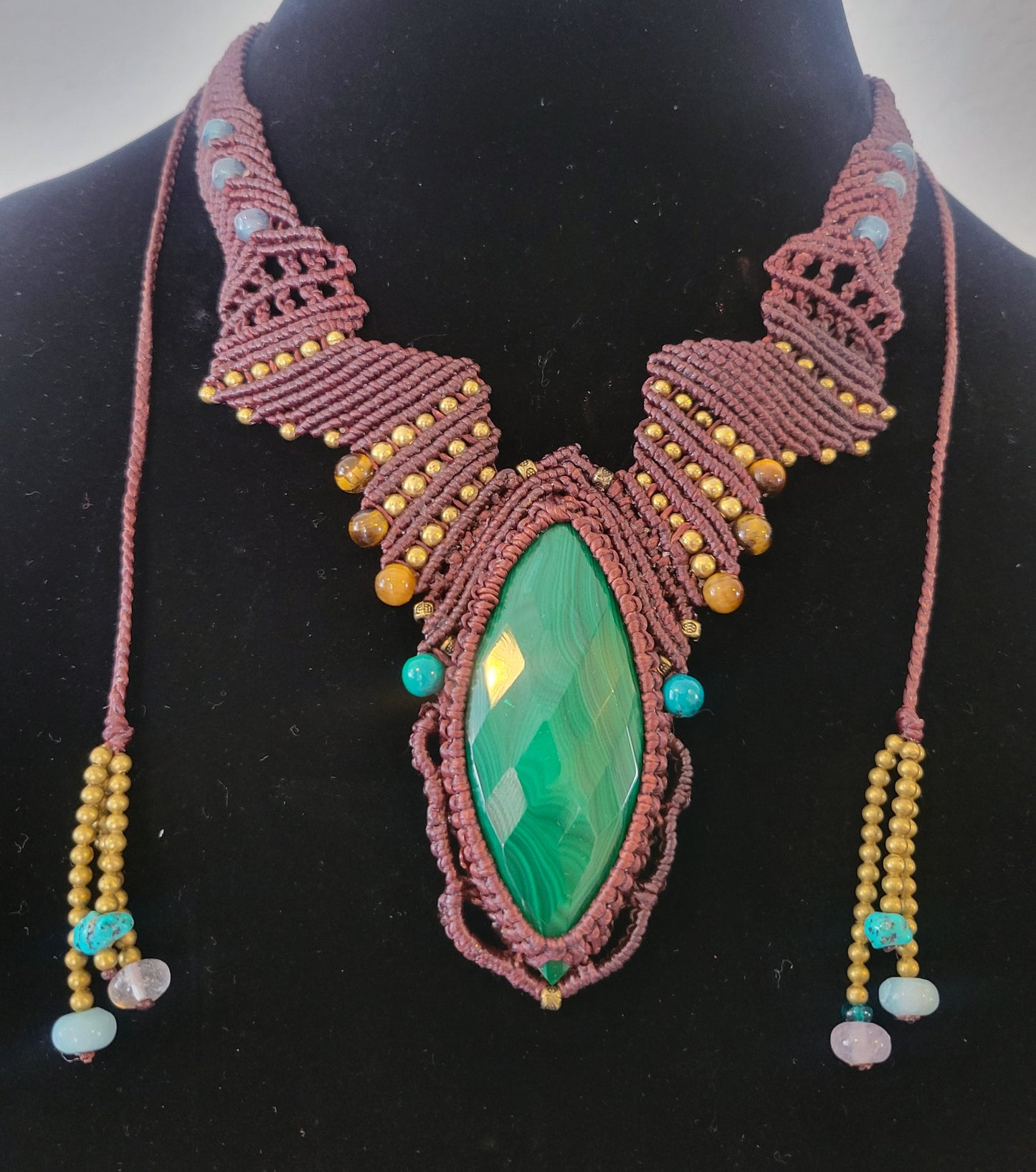 Intricate Malachite Micromacramé Necklace with Geometric Design & Tiger Eye Beads