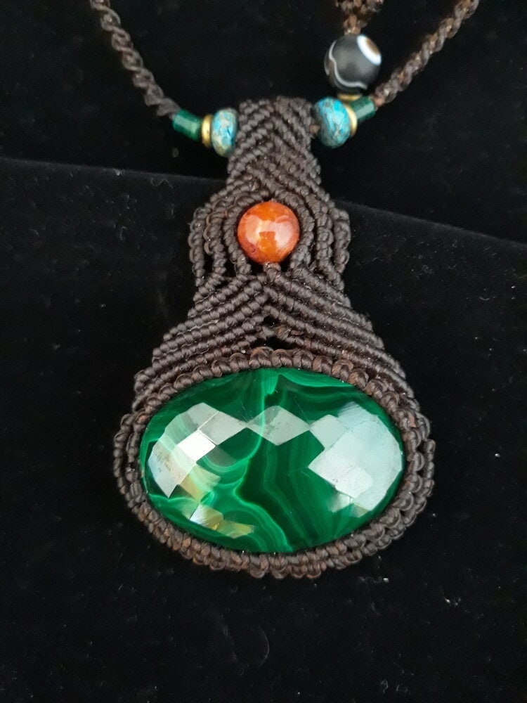 Stunning Malachite Macrame Necklace