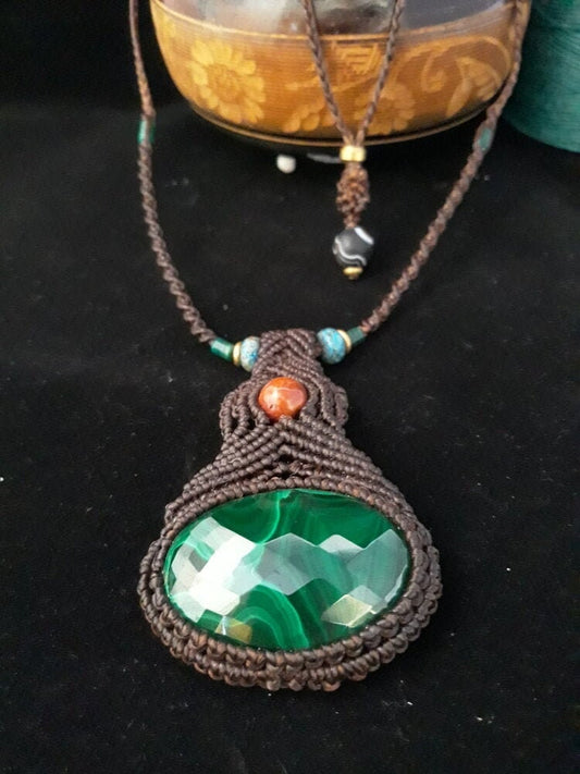 Stunning Malachite Macrame Necklace